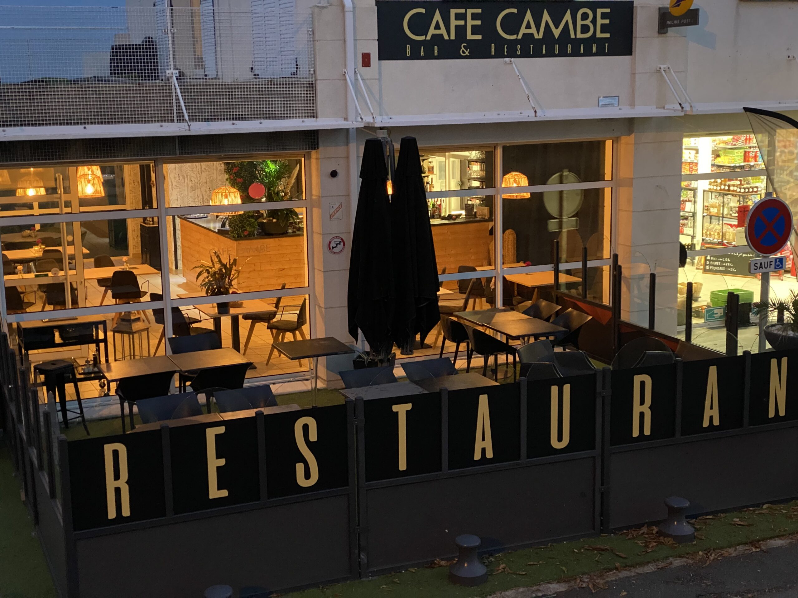 Café Cambe Castelnaud de Gratecambe